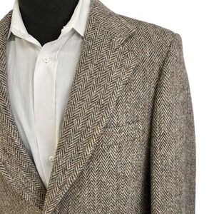 Vintage Harris Tweed Jacket Mens 42 Brown Herringbone Wool Blazer Sport Coat